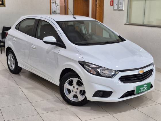 CHEVROLET ONIX 1.4 MPFI LT 8V FLEX 4P AUTOMÁTICO CHEVROLET ONIX 1.4 MPFI LT 8V FLEX 4P AUTOMÁTICO